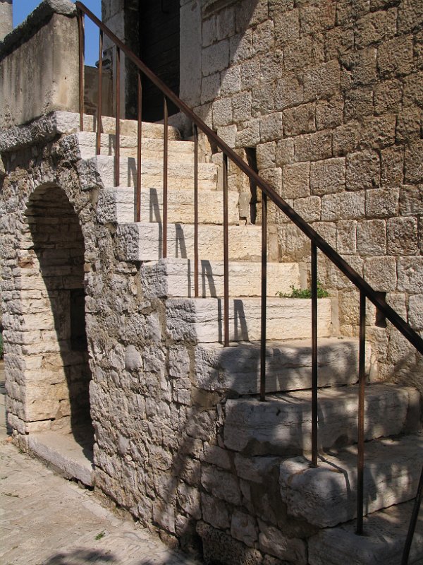 2012-09-11 14-19-48 Ludo.JPG